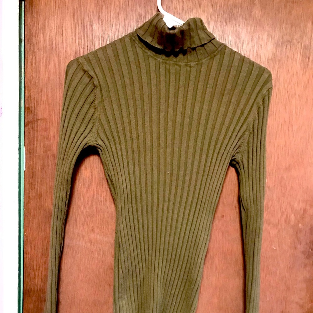 Athleta women sweater